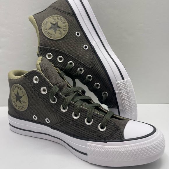 Converse Men’s A06604F
CTAS MALDEN STREET MID
CAVE GREEN/MOSSY SLOTH Sneakers - Picture 13 of 16